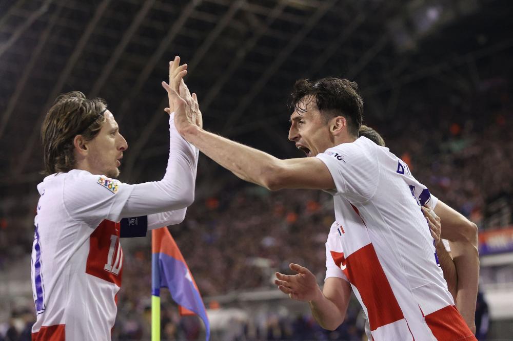 远的话题却 远的话题却