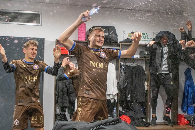 游的市场潜 游的市场潜